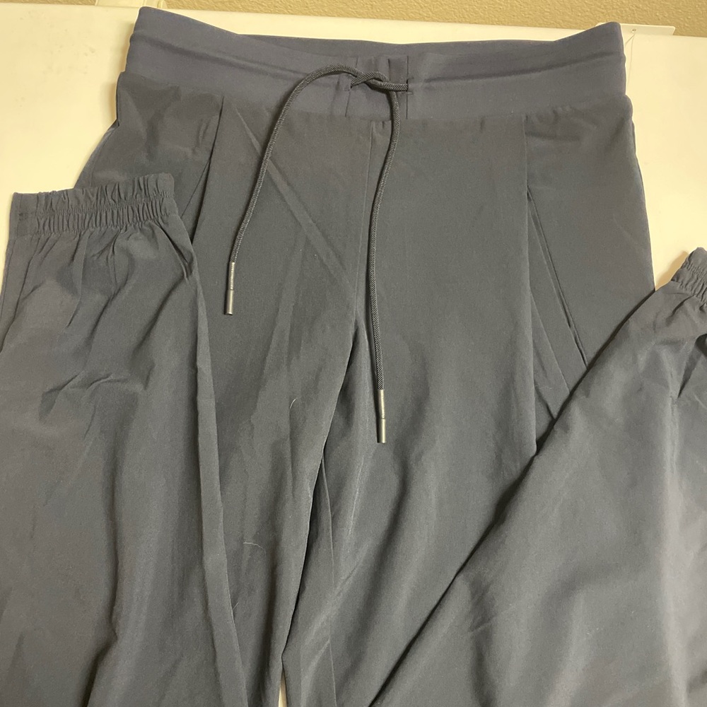 Athleta venture pants NWT